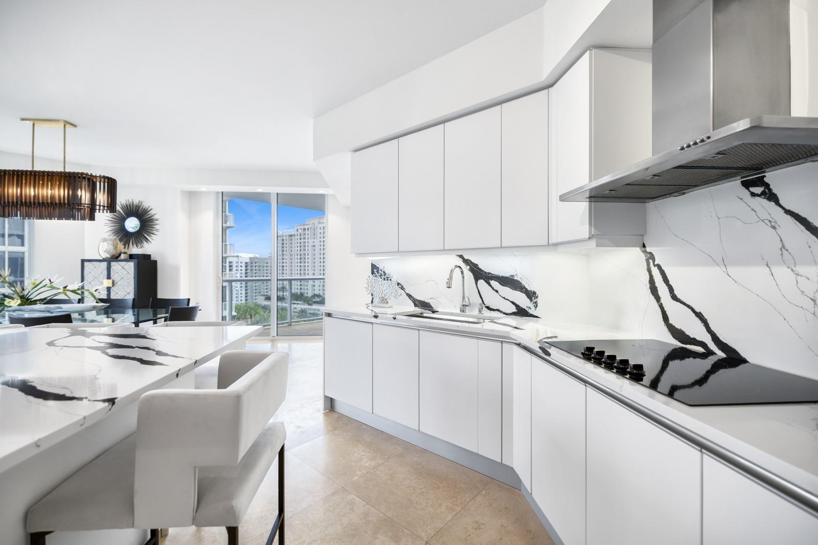 LAS OLAS RIVER HOUSE - Residential