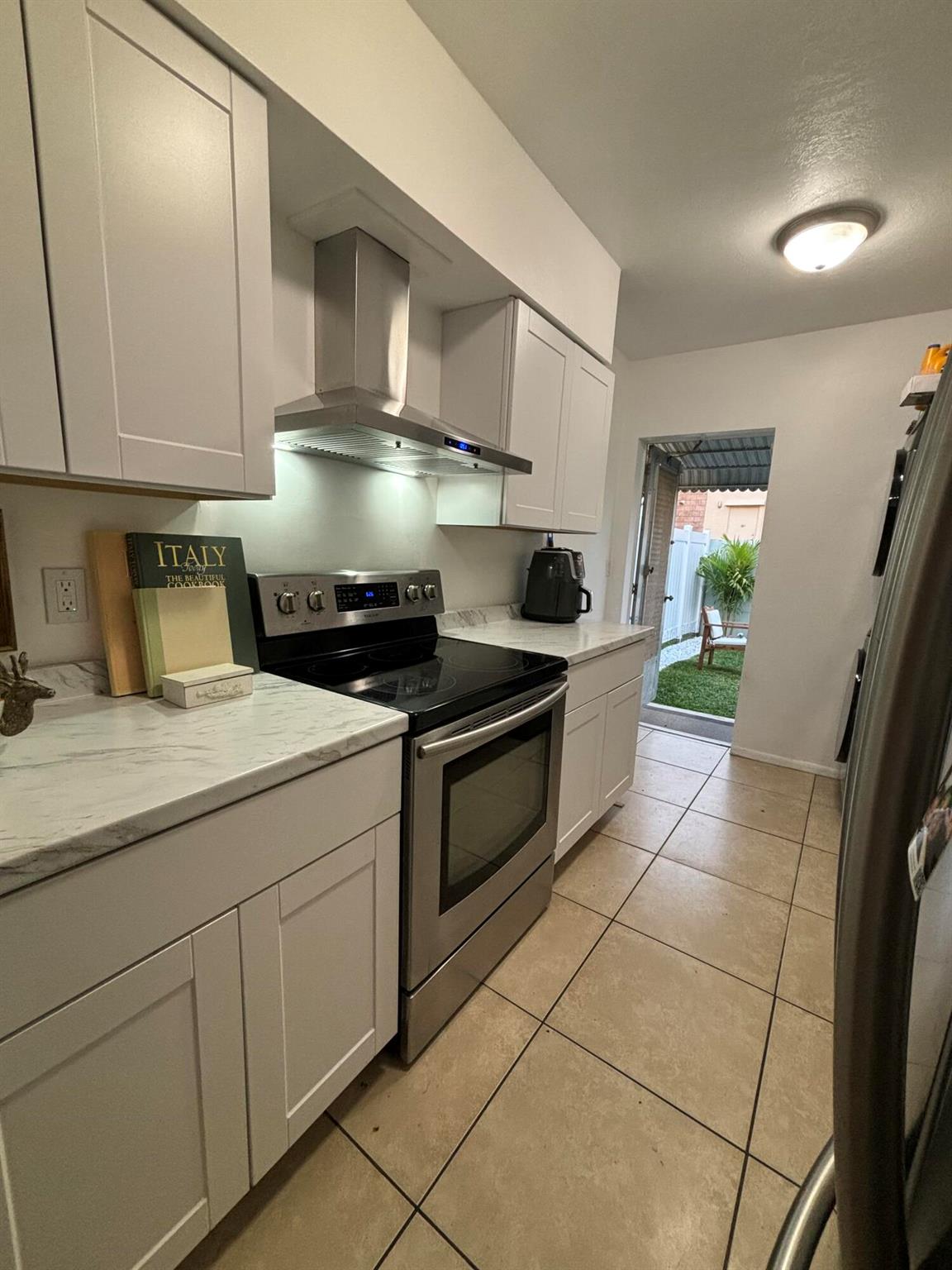 262 SE 9 Avenue 1-4