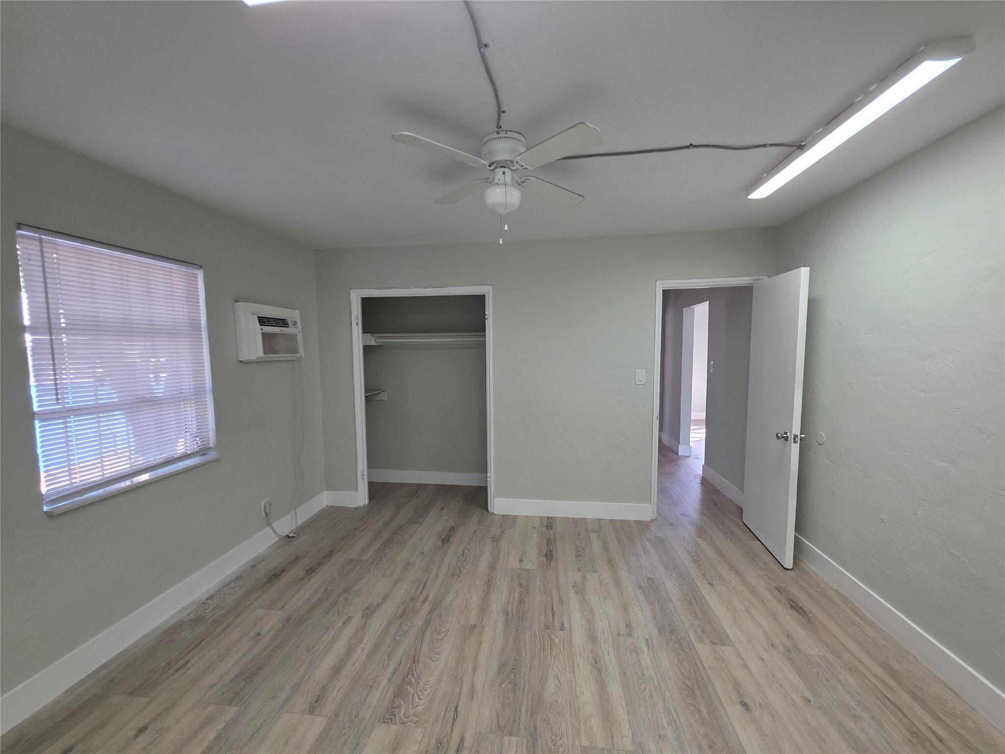 HOLLYWOOD - Residential Lease