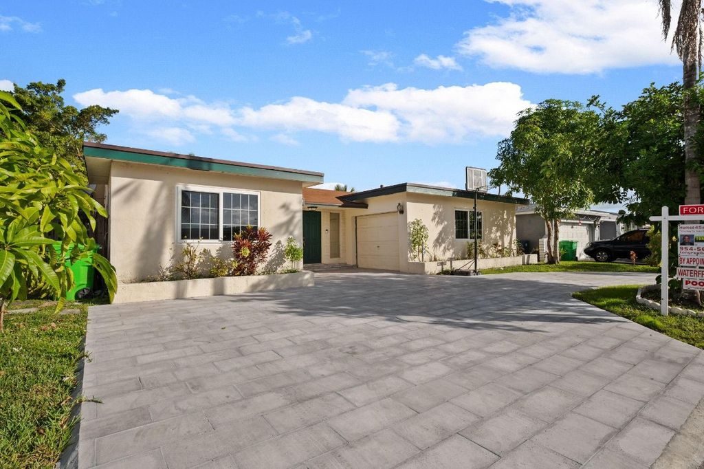 Photo of 10331 NW 24th Court, Sunrise, FL 33322 (MLS # F10531884)