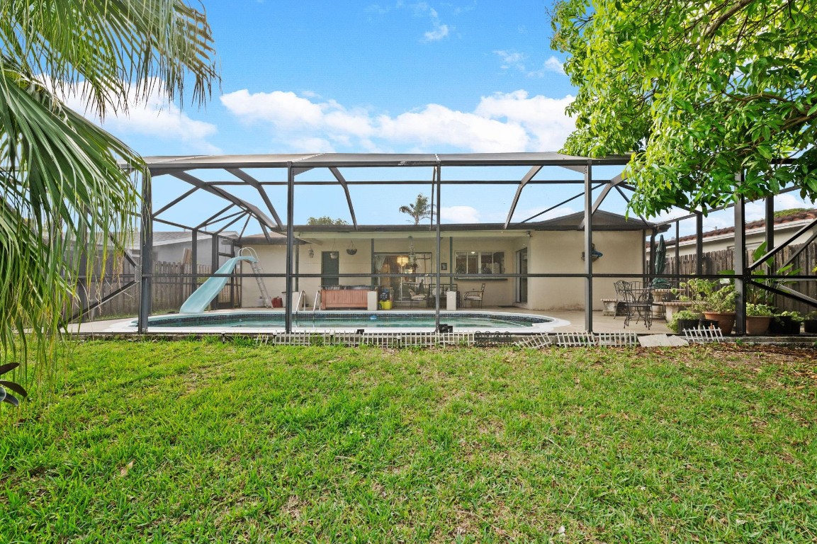 Sunrise Golf Village Sec - Residential