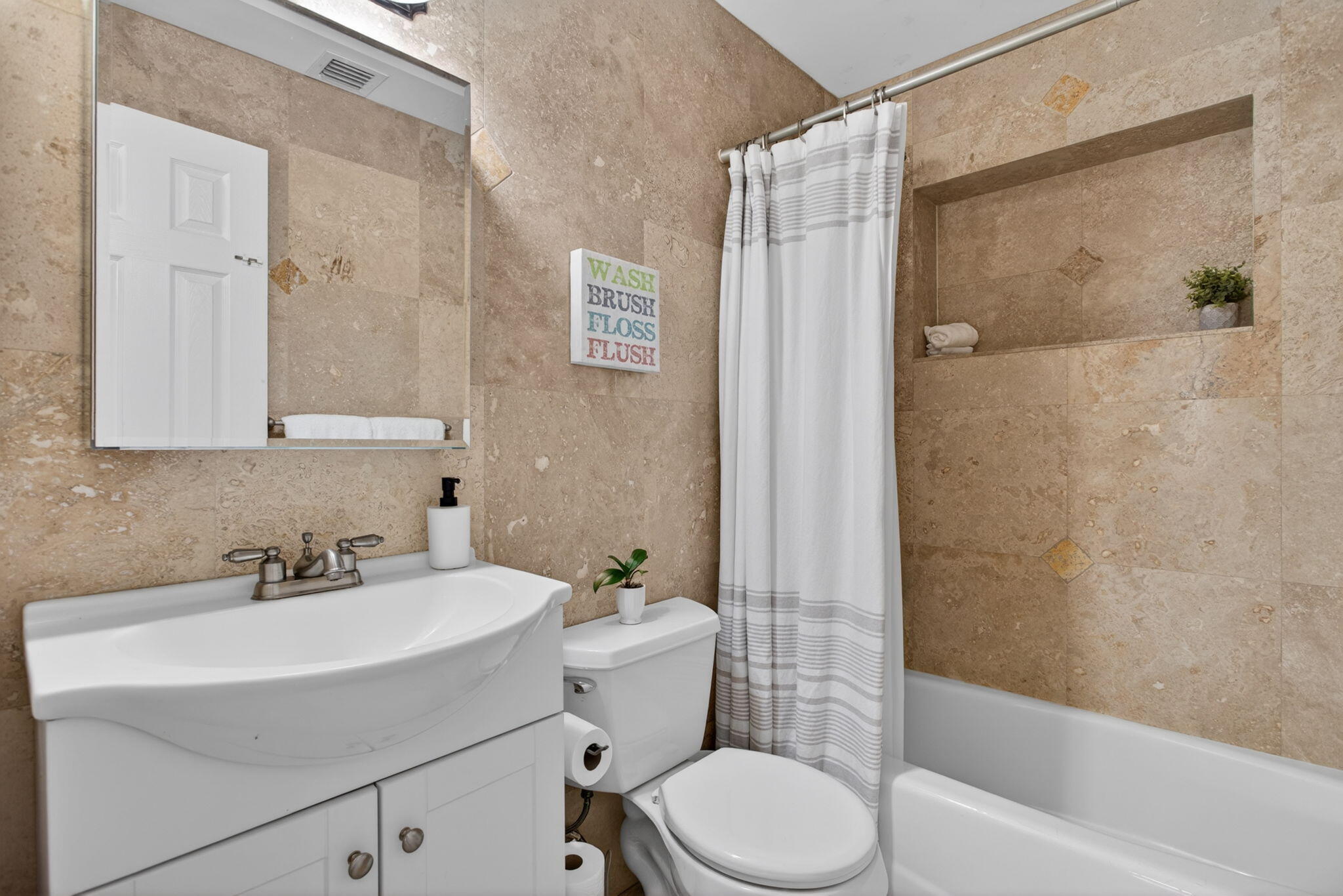 NORTH ANDREWS GARDENS 2ND ADD - Residential