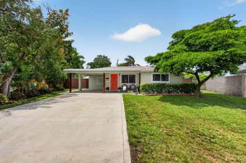 Tiny photo for 451 NE 48th Court, Oakland Park, FL 33334 (MLS # B26027401)