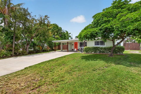 Tiny photo for 451 NE 48th Court, Oakland Park, FL 33334 (MLS # B26027401)