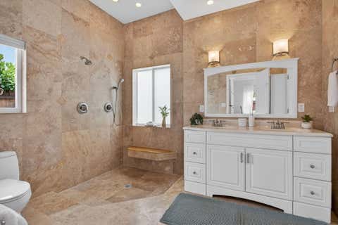 Tiny photo for 451 NE 48th Court, Oakland Park, FL 33334 (MLS # B26027401)