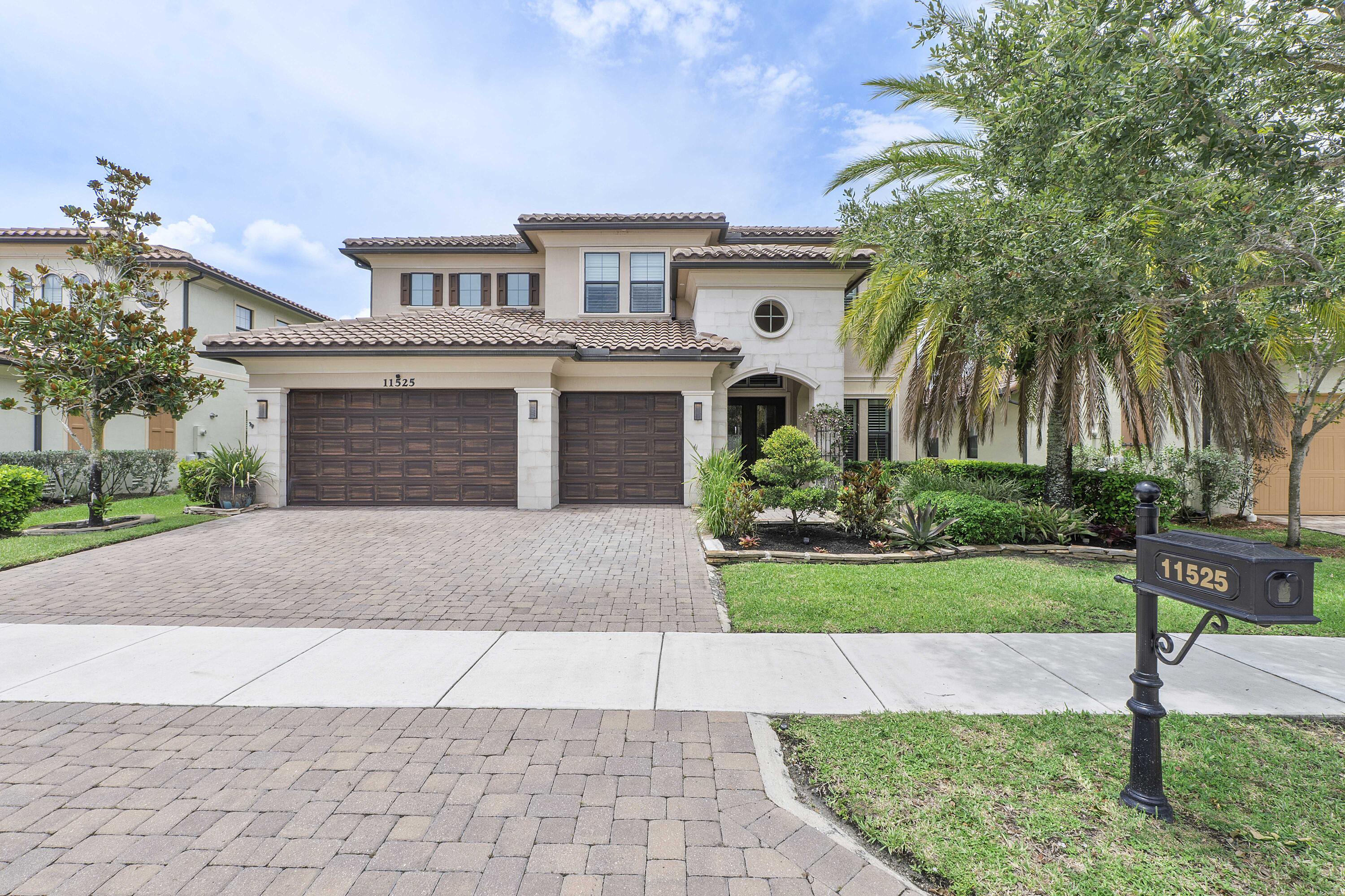 11525 NW 81st Place