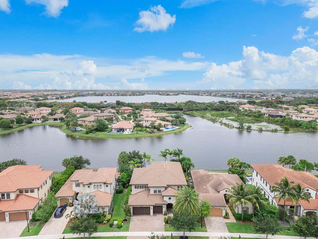 Photo of 11525 NW 81st Place, Parkland, FL 33076 (MLS # B26046529)