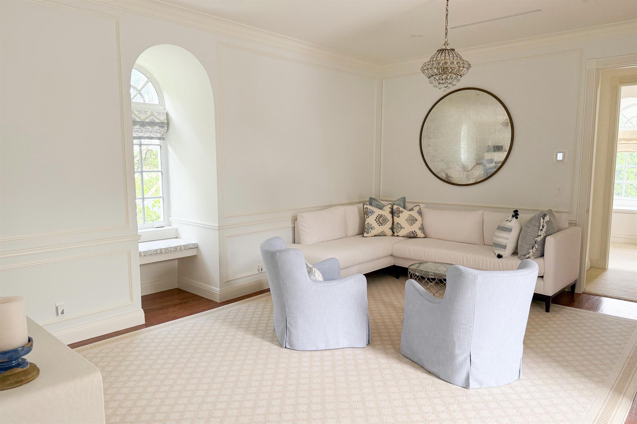 View photos, virtual tours, details... 1494 N Lake Way