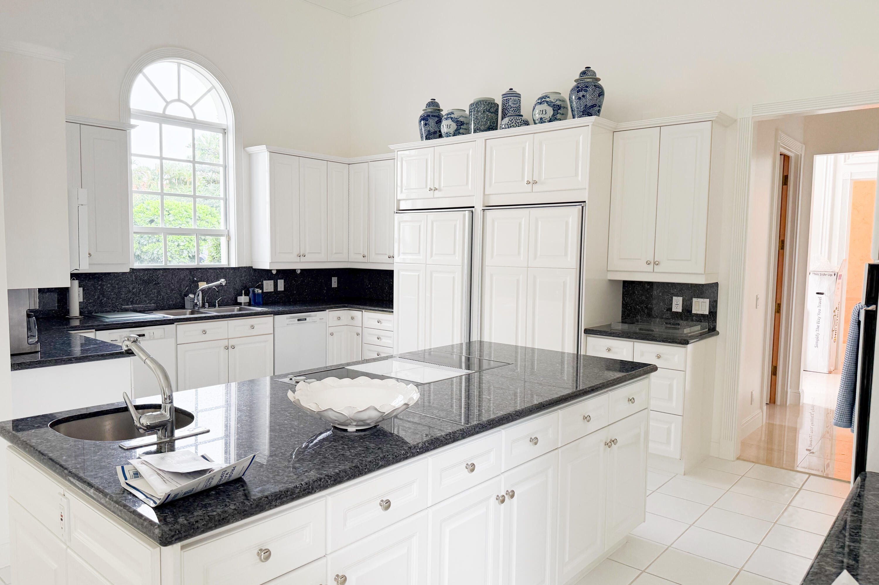 MANANA ESTATES 3 - Residential Lease