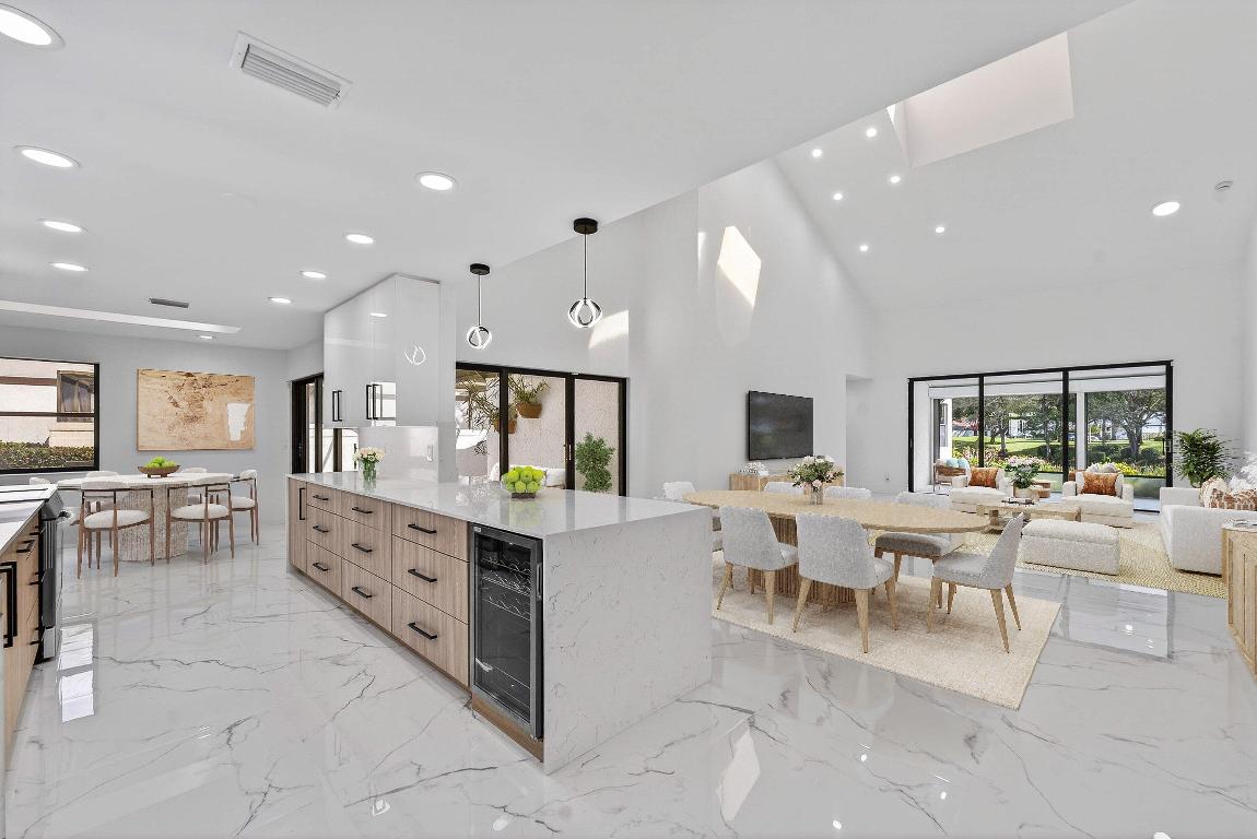 ESSEX AT HUNTERS RUN CONDO - Residential