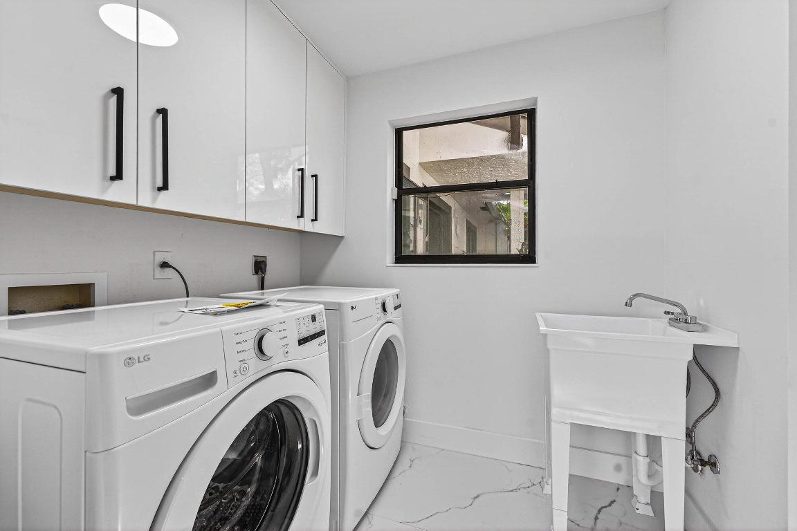 ESSEX AT HUNTERS RUN CONDO - Residential