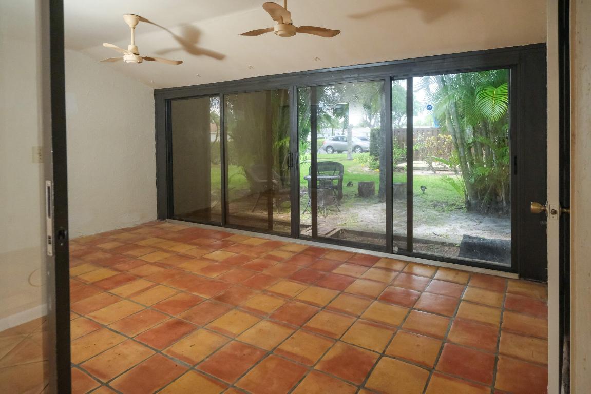 PALM CLUB VILLAGE I CONDO - Residential