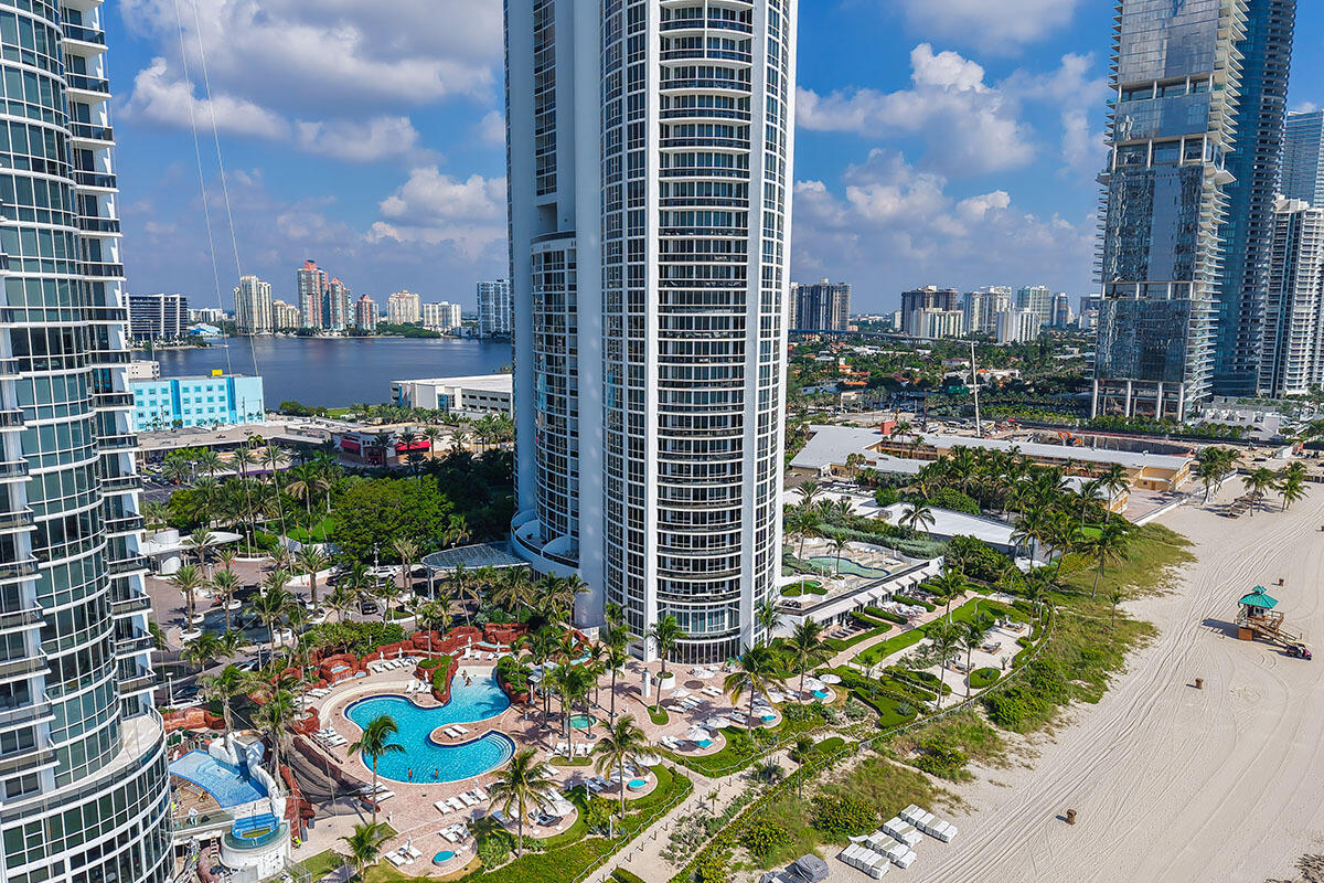 Trump Royale - Residential