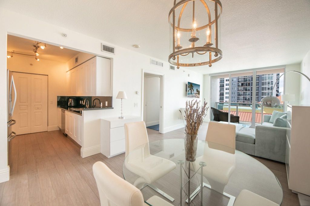 Photo of 350 SE 2nd St #1680, Fort Lauderdale, FL 33301 (MLS # F10533882)