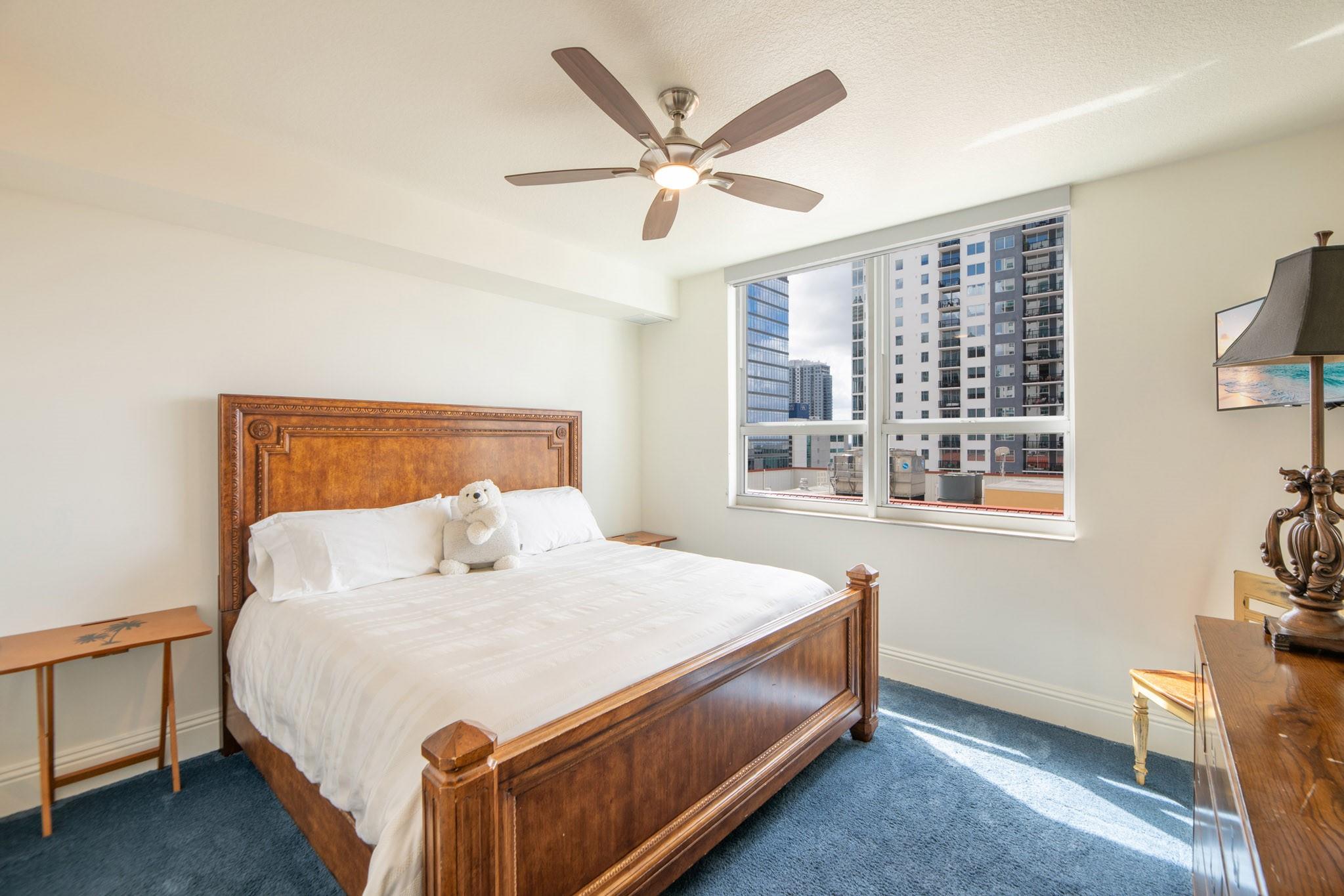 350 LAS OLAS PLACE - Residential