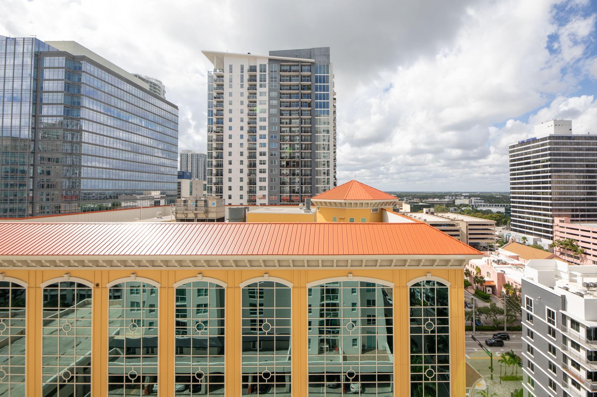 350 LAS OLAS PLACE - Residential