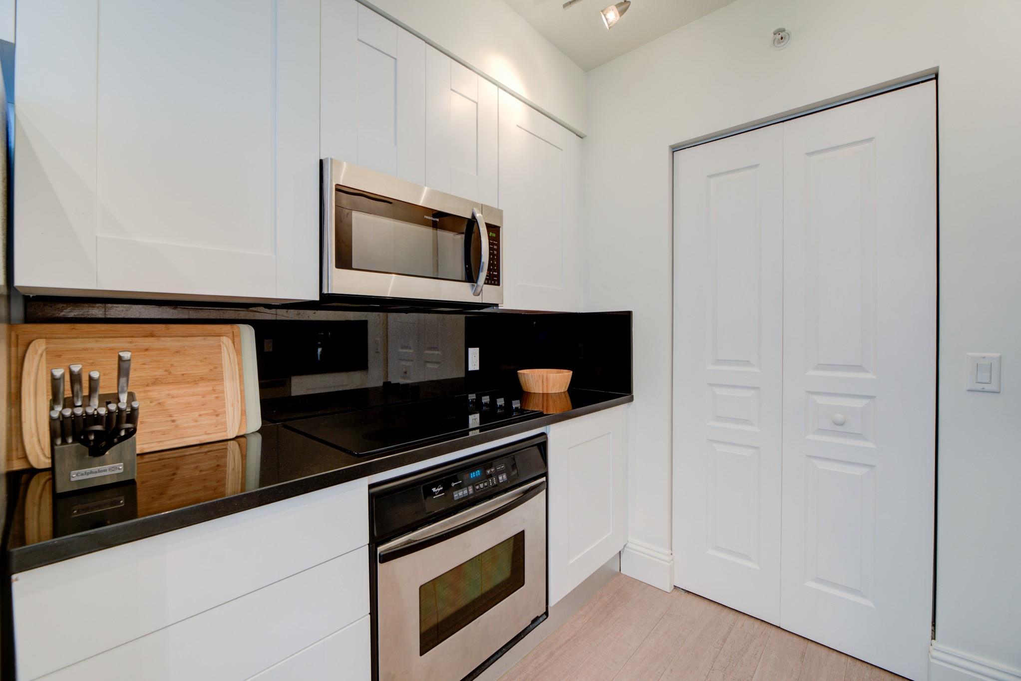 350 LAS OLAS PLACE - Residential