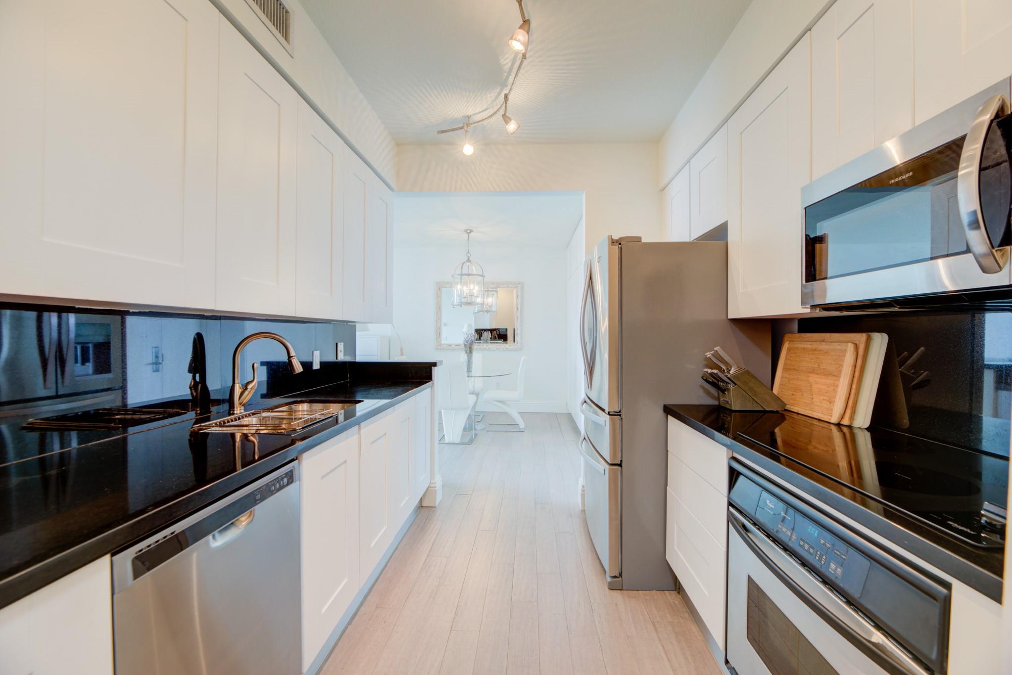 350 LAS OLAS PLACE - Residential