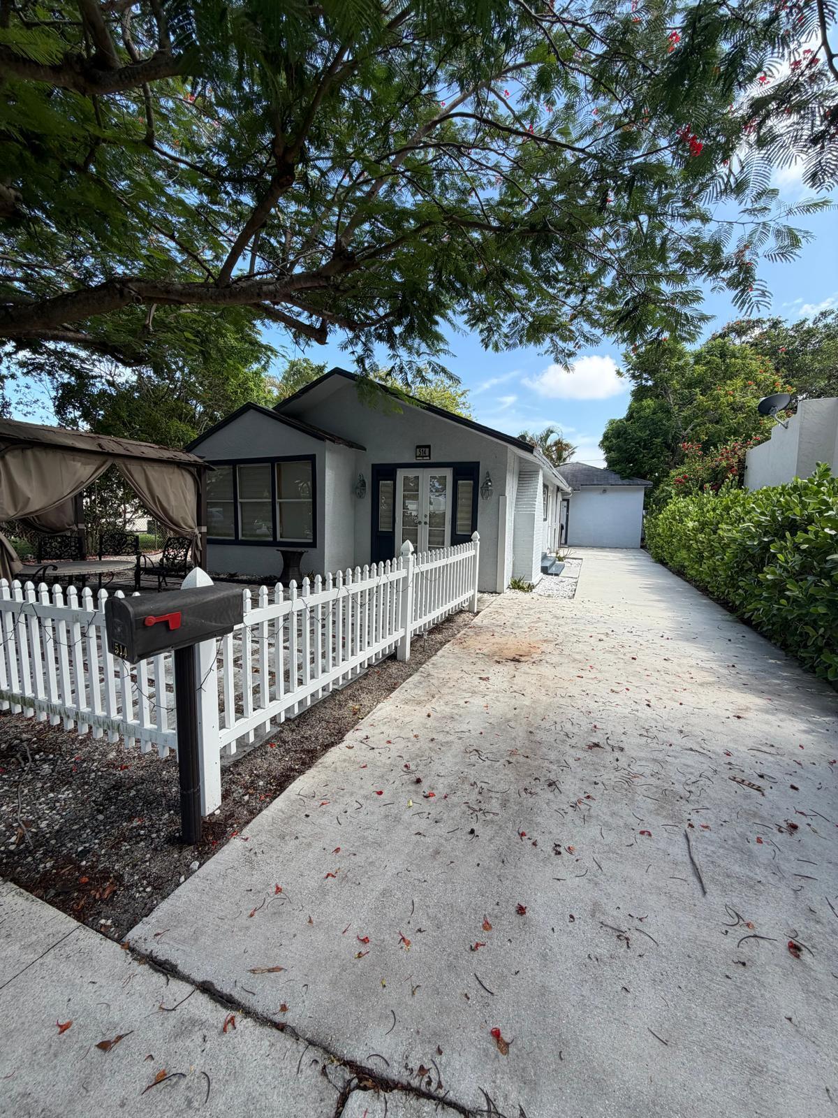 514 Churchill Road