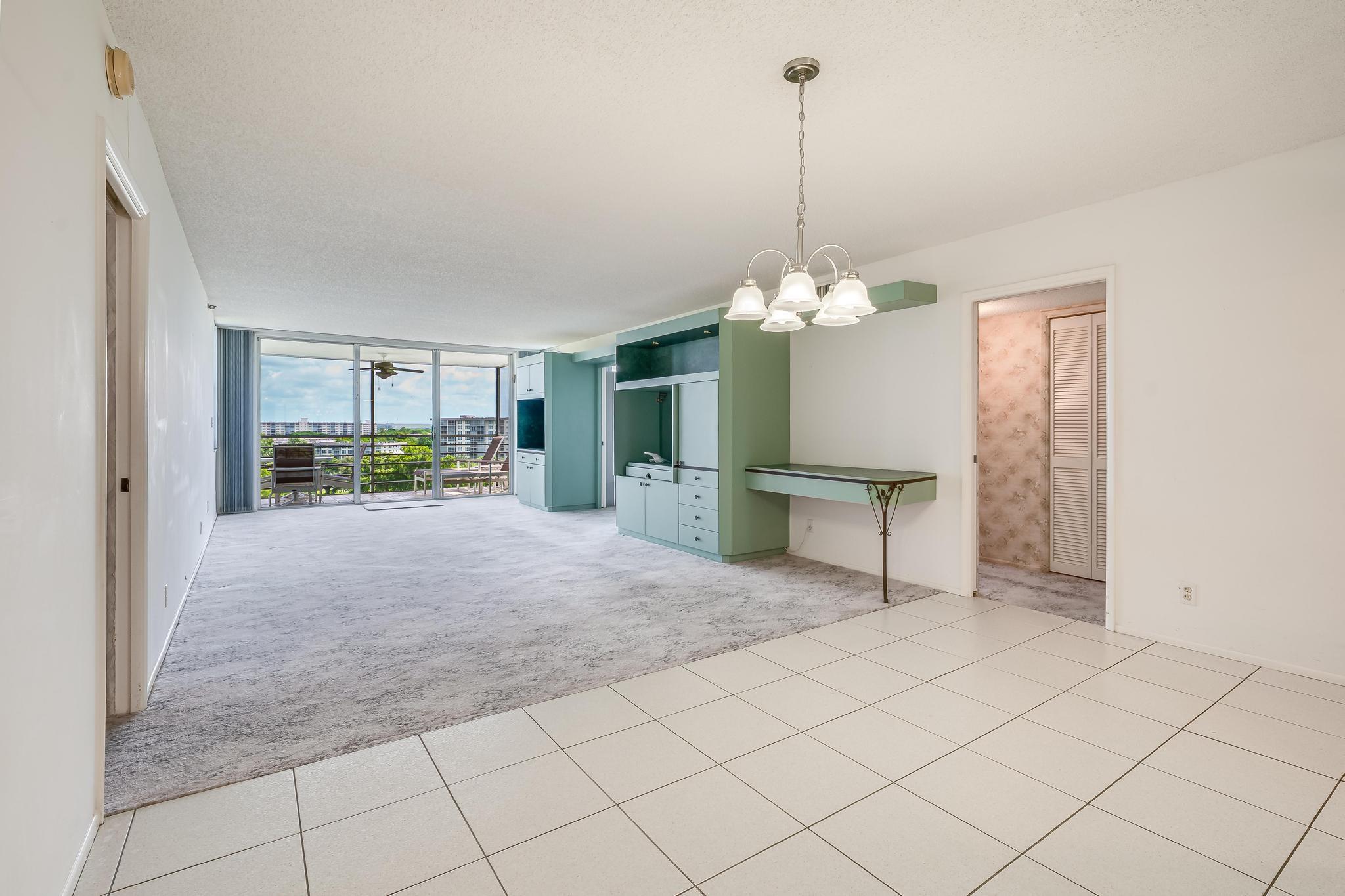 4015 W Palm Aire Dr 907