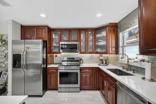 EASTPOINTE COUNTRY CLUB 7 - Residential