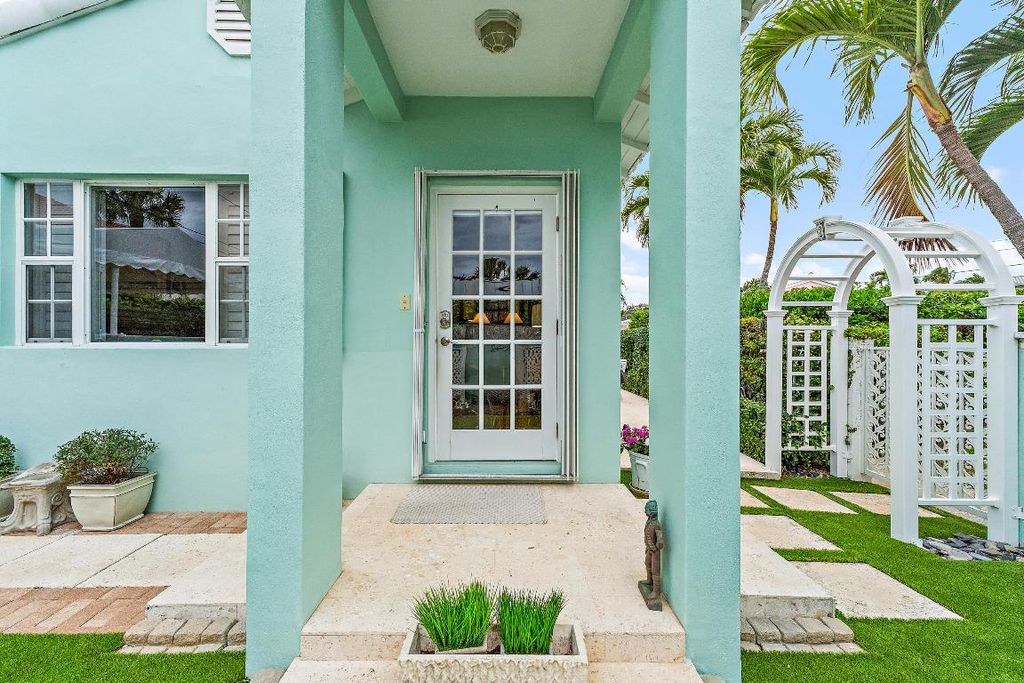 Photo of 240 Celestial Way #2, Juno Beach, FL 33408 (MLS # R11156743)