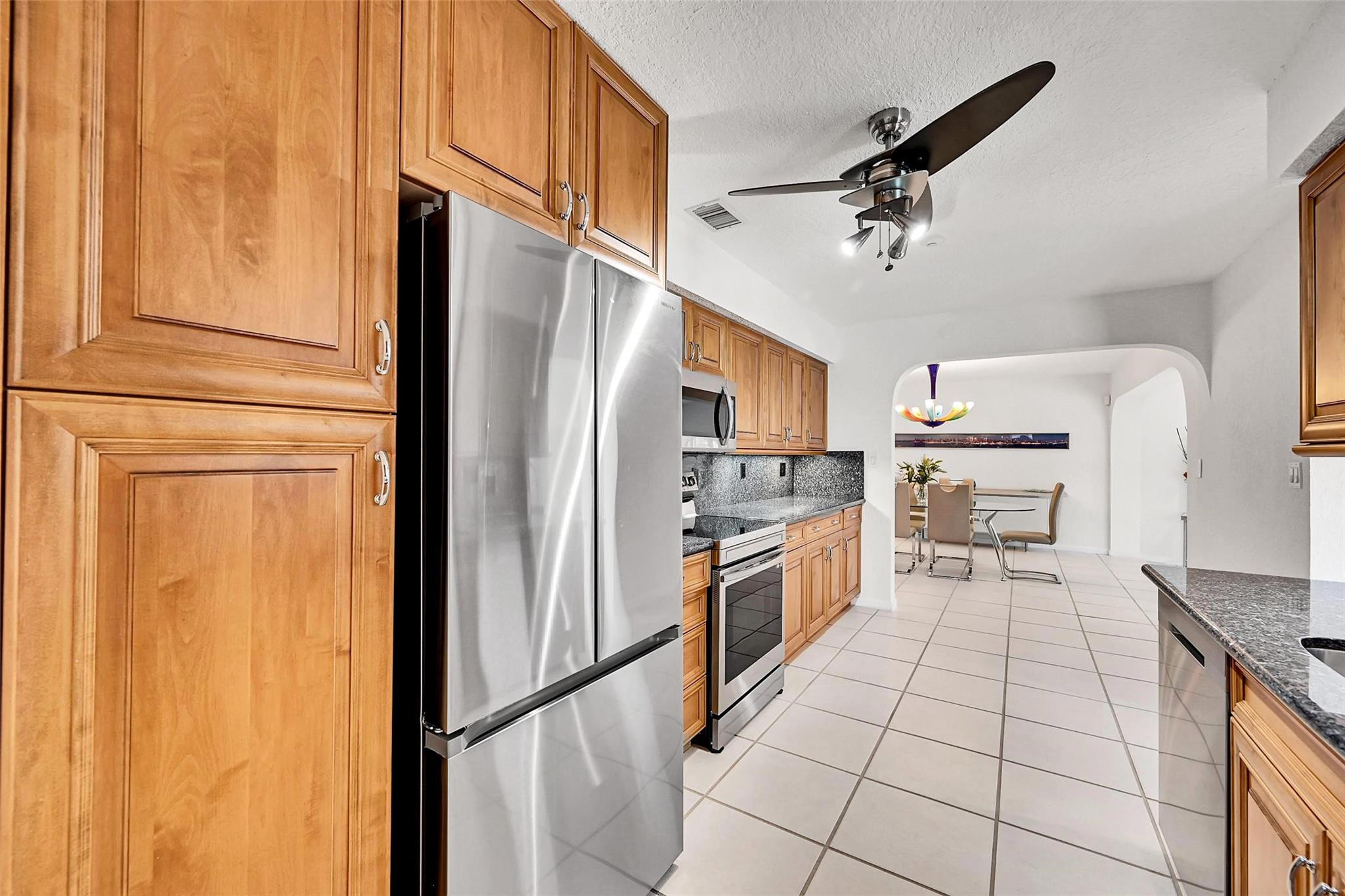 Coral Brook 37-18 B - Residential