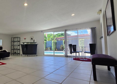 Tiny photo for 3044 NE 15th Terrace, Oakland Park, FL 33334 (MLS # F10552159)