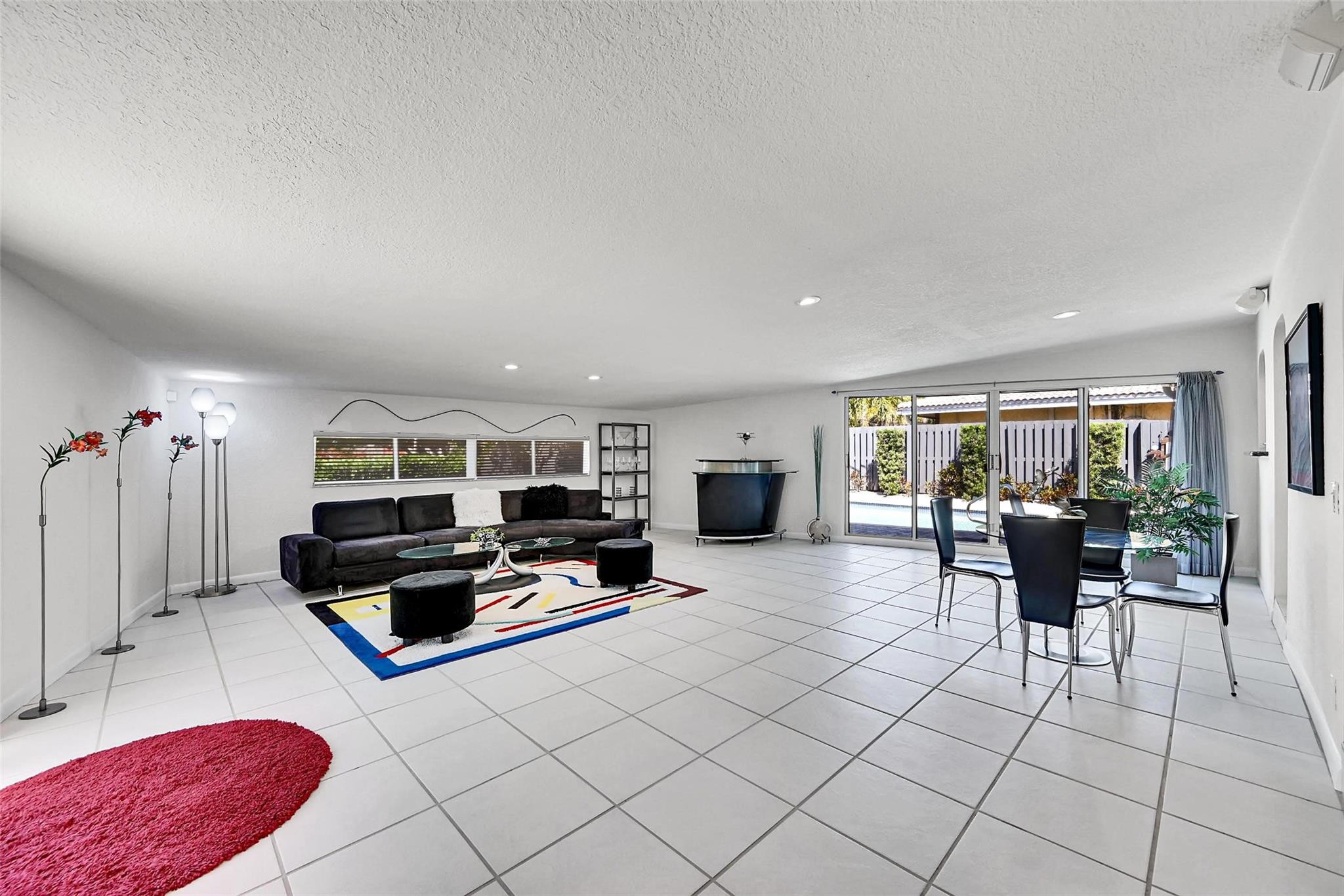 3044 NE 15th Terrace