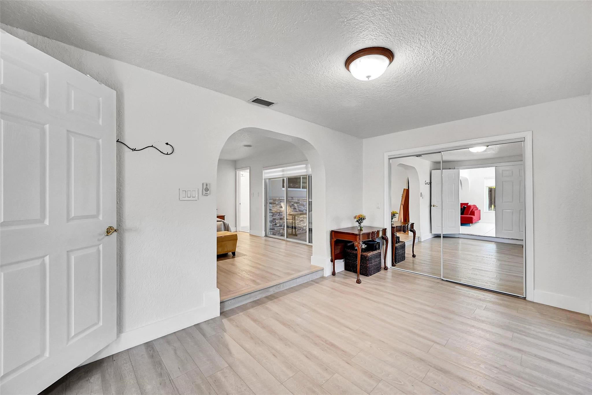 Coral Brook 37-18 B - Residential