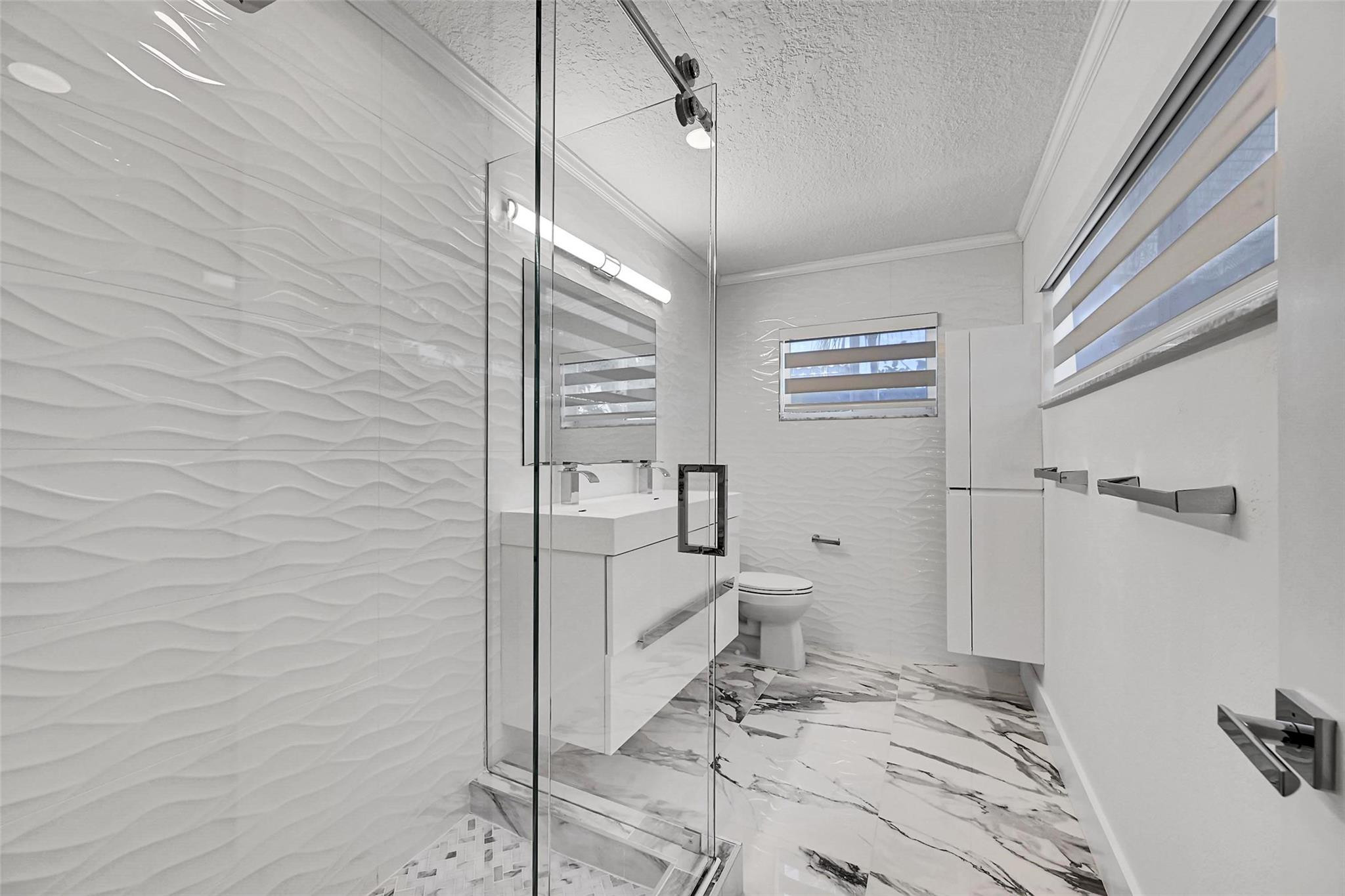 Coral Brook 37-18 B - Residential