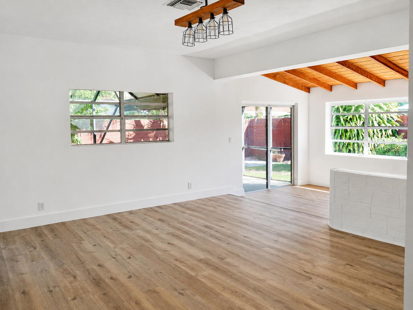 819 NE 2ND Court, Hallandale Beach FL 33009