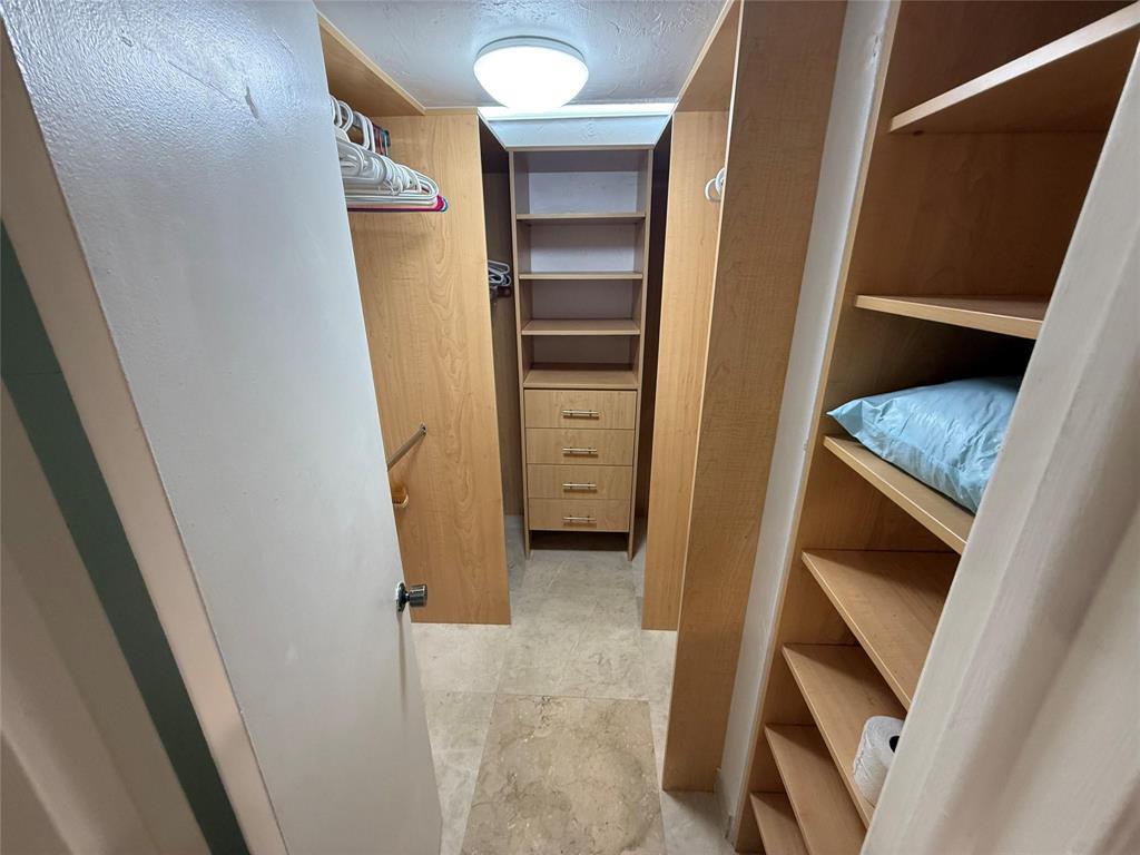 RIVERWOOD SEC 3 - Residential