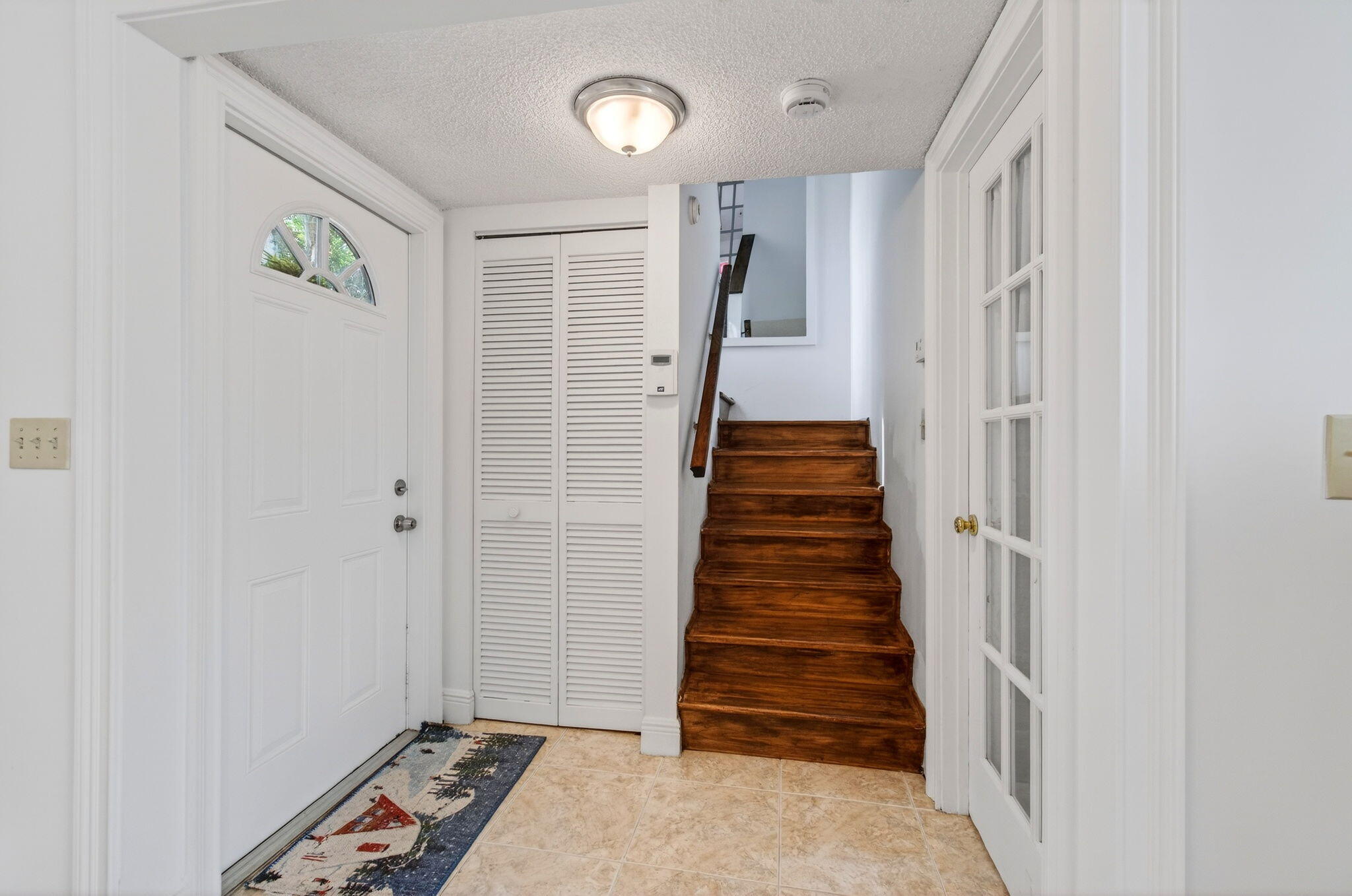 Pineapple Walk - Residential