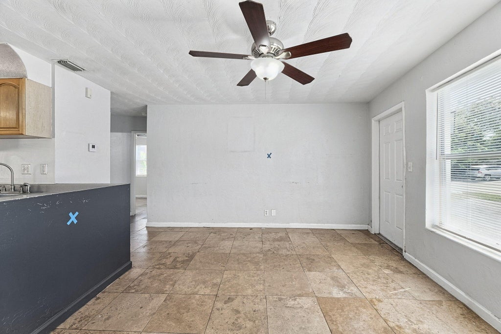 Photo of 1537 NE 31ST Street, Pompano Beach, FL 33064 (MLS # B26091786)