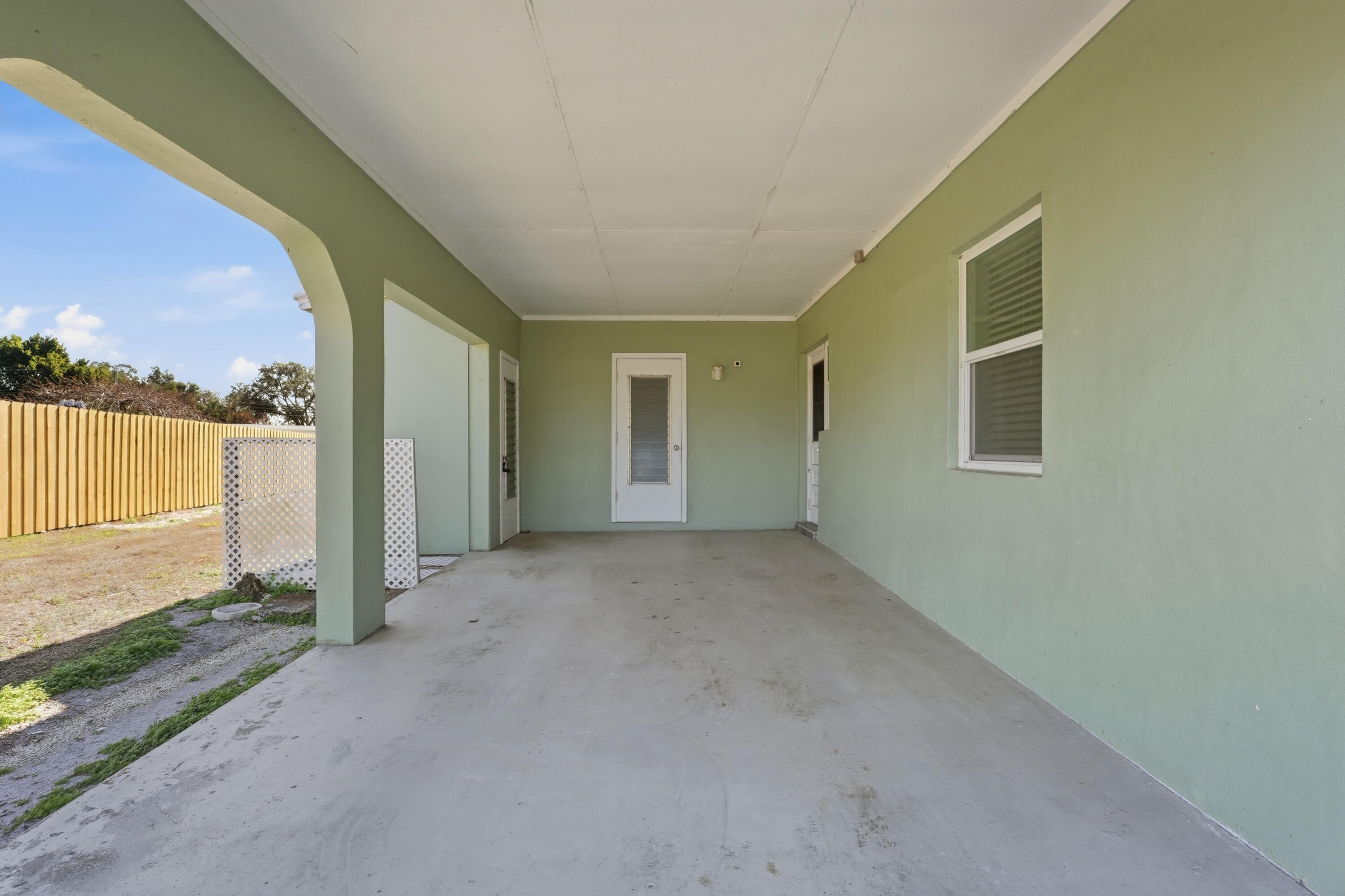 SOUTH PORT ST LUCIE UNIT 1 - Residential