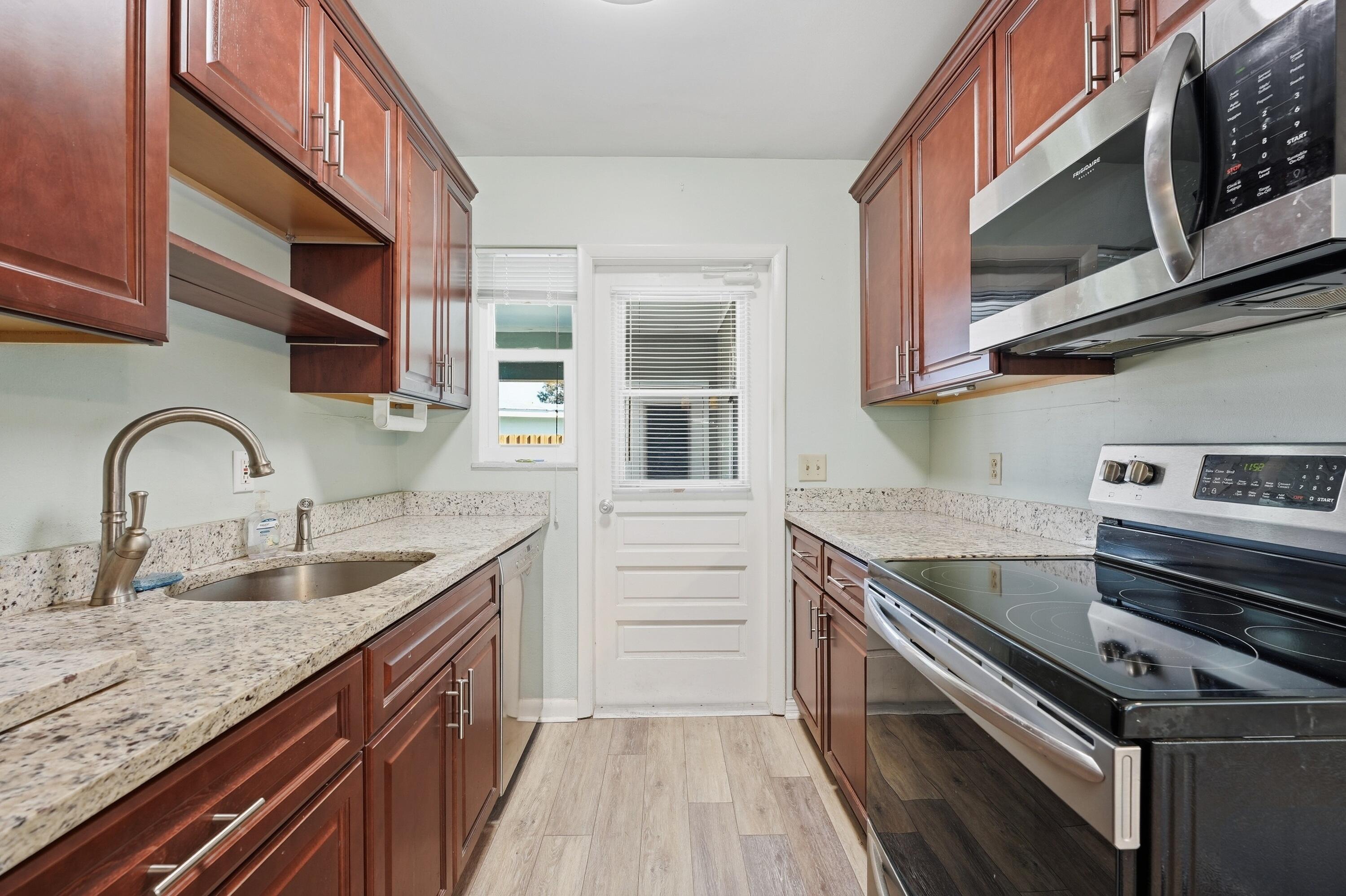 SOUTH PORT ST LUCIE UNIT 1 - Residential