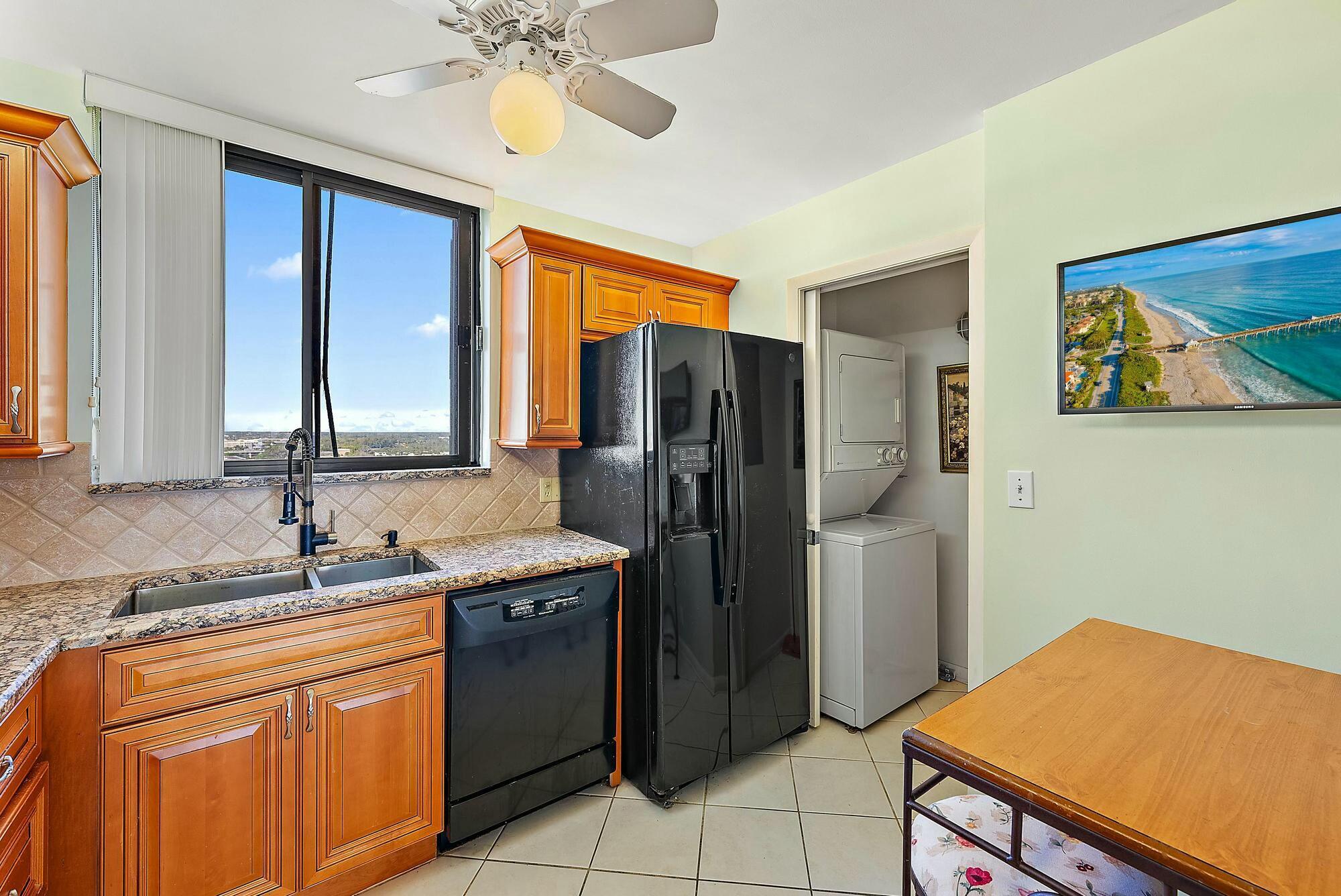 OCEAN TRAIL CONDO IV - Residential Lease