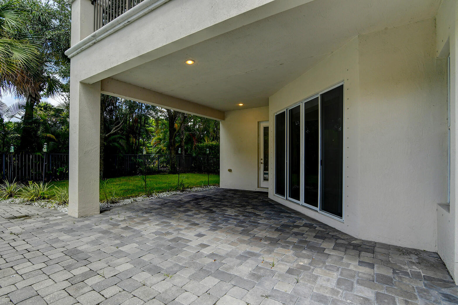 WELLINGTON VIEW - Residential