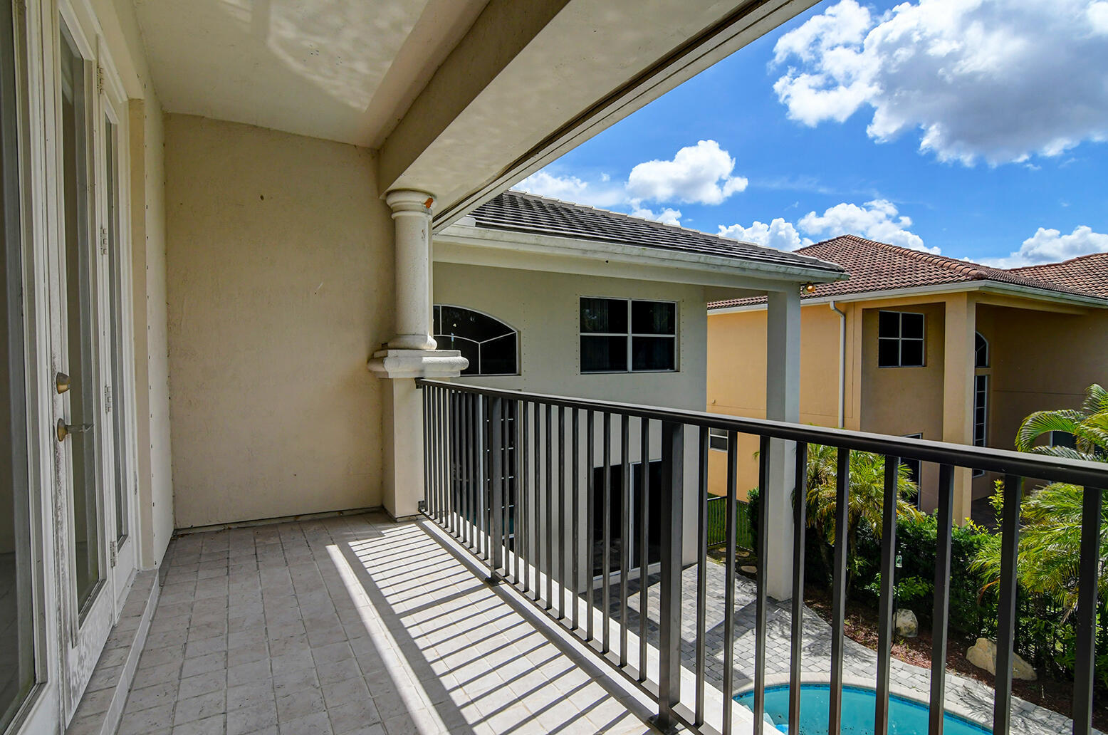 WELLINGTON VIEW - Residential