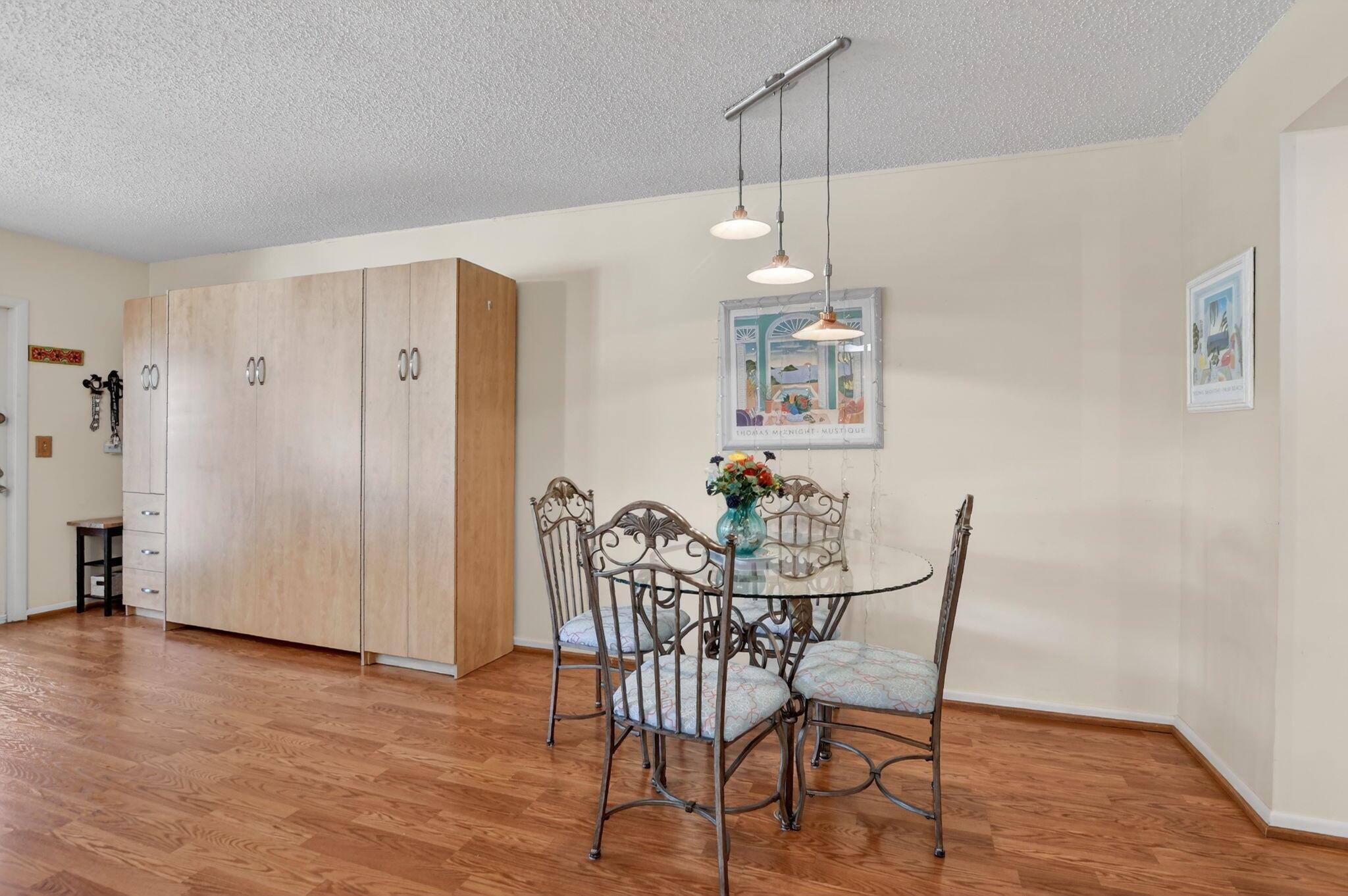 ISLEWOOD C CONDO - Residential