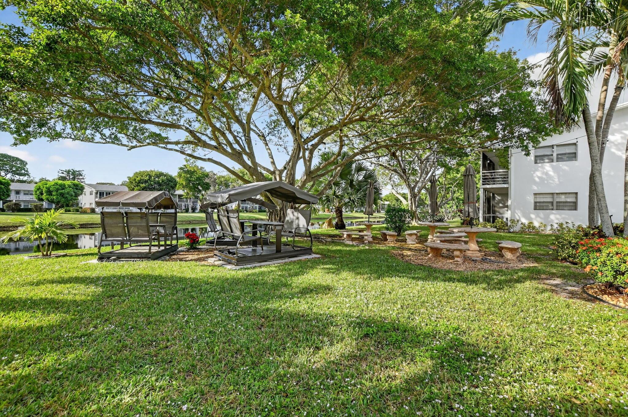 ISLEWOOD C CONDO - Residential