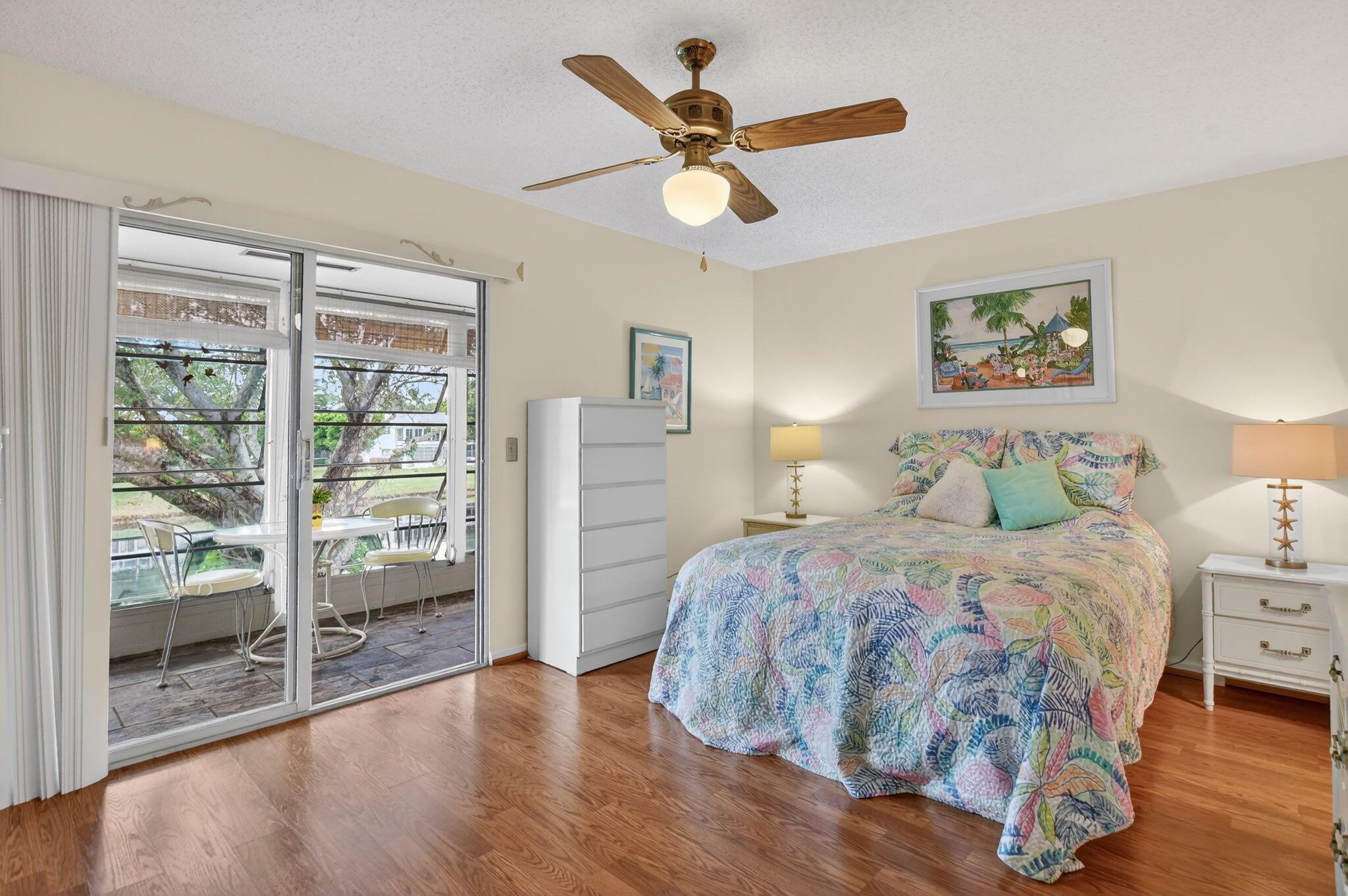 ISLEWOOD C CONDO - Residential