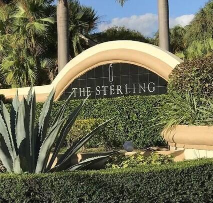 Owner is currently working with a contractor to make it up to standards to fit the price. Willing to working with buyer for any upgrades needed. Charming end unit on the lake, serene Balcony View.Brand new bathroom tile being installed, New applicances, and fresh outlets/ paint through out. Finished photos to come. Welcome to view in progress