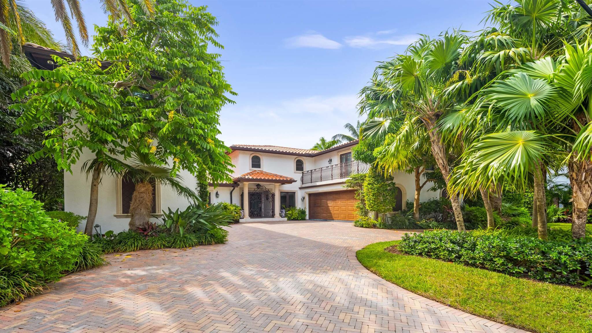 4304 Intracoastal Drive