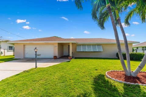 A home in Lake Clarke Shores