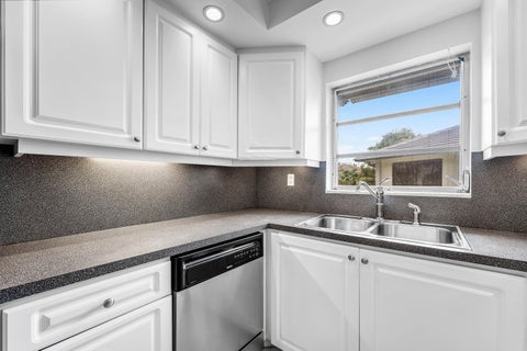 Tiny photo for 1752 Riverwood Lane, Coral Springs, FL 33071 (MLS # B26057180)