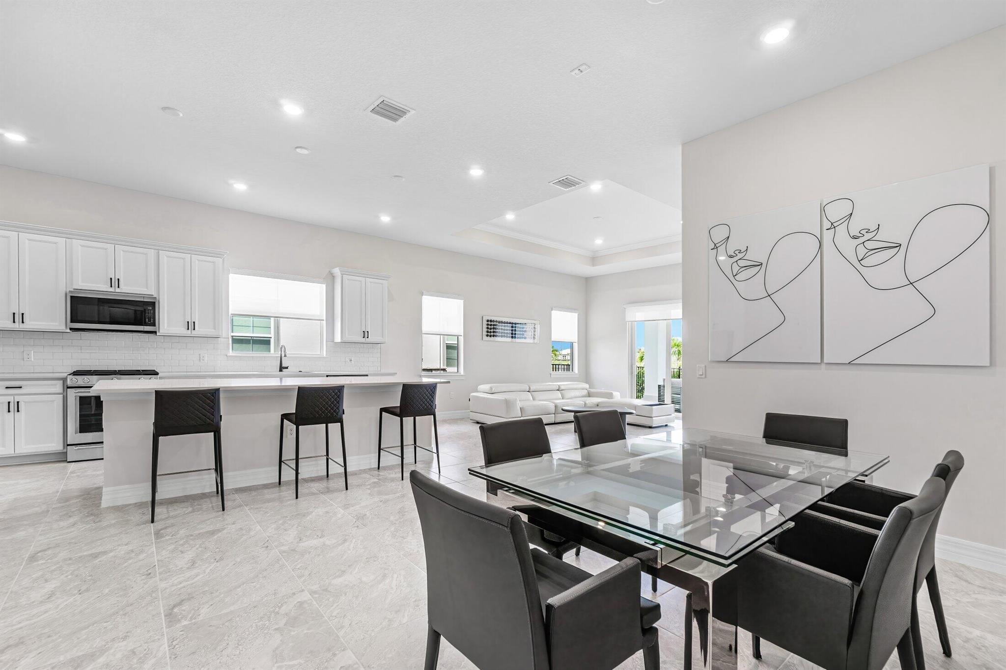 12325 Frontline Lane