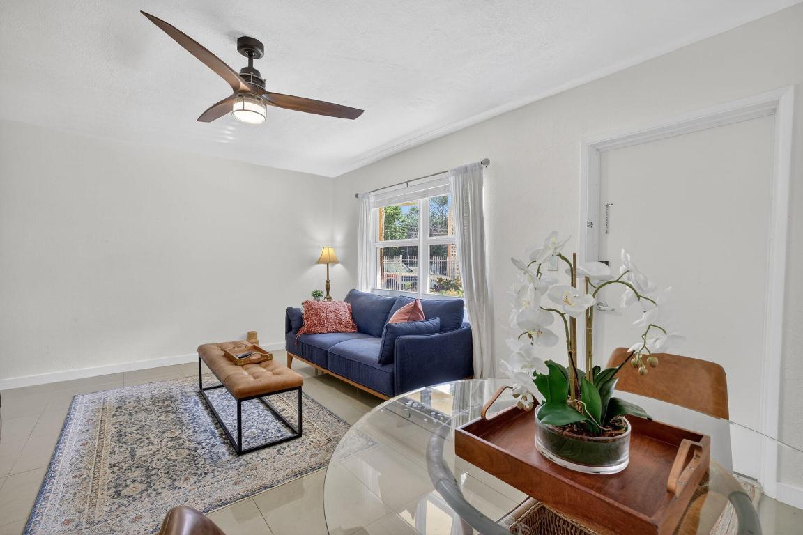 MIDDLE RIVER VILLAS CONDO - Residential