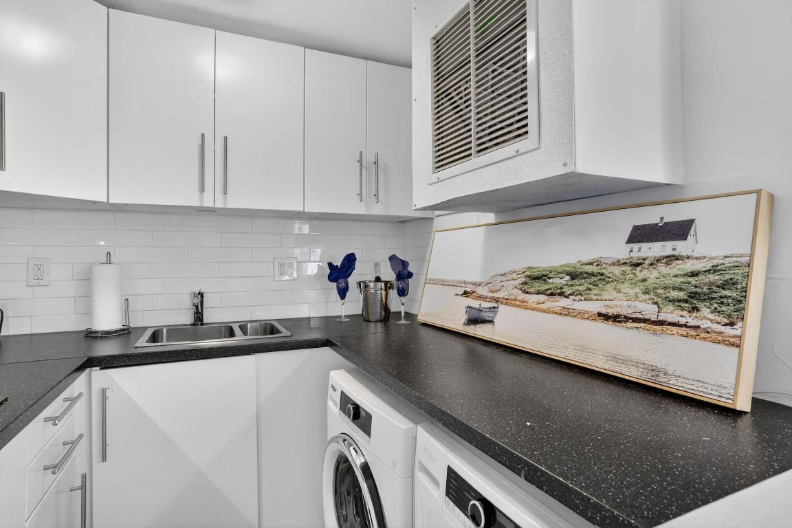 MIDDLE RIVER VILLAS CONDO - Residential